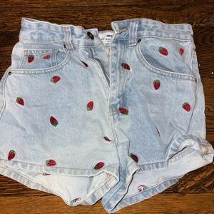 CottonOn Mom High Rise Shorts Size 4